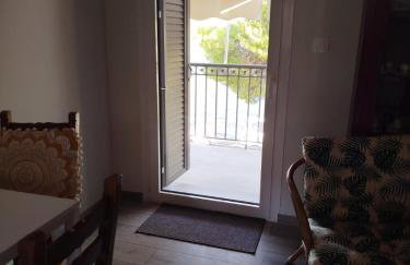 By the sea - Foto 62