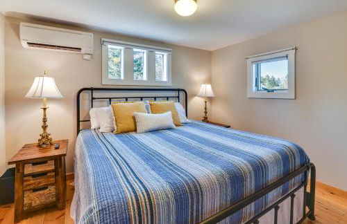 Oceanside Bass Harbor Home with Peaceful Deck! - Foto 10