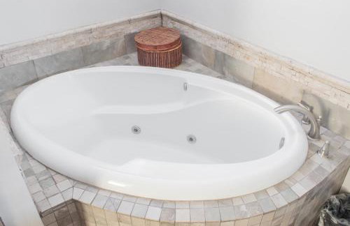 Family Friendly Home - Utah Valley Sanctuary - Photo 5