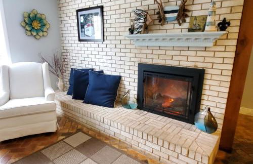 4br Coastal Home I Sleeps 12 I Dock & Firepit - Foto 3