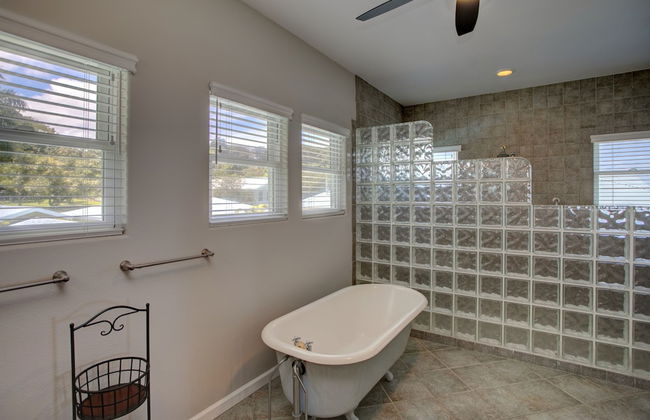 Grand Melemele 3 Bedroom Home by RedAwning - Foto 19