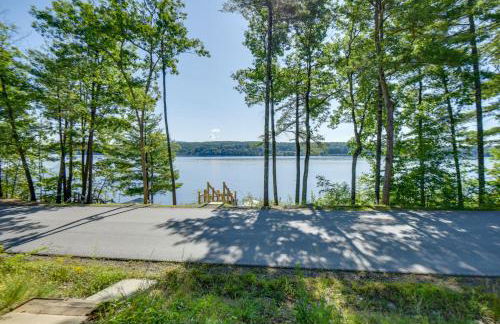 Walk to Lake Winnisquam Access Cozy Retreat - Foto 21