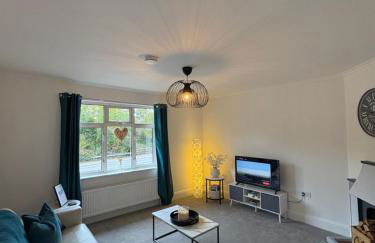 2 Bed Contractor Accommodation - 15min Drive to Heathrow & Windsor - Foto 15