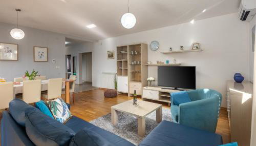 Casa Celeste With Private Pool - Happy Rentals - Photo 5