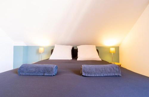 Maison avec garage et jardin - Photo 17