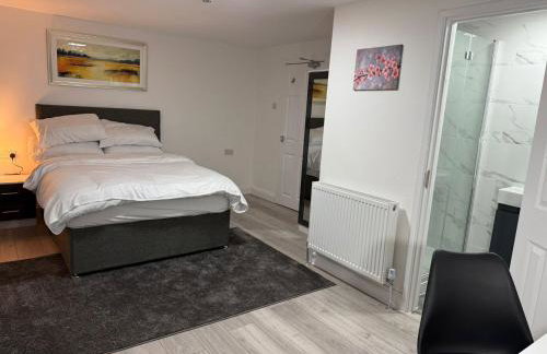 Cosy Six Bedroom House in Bedford Town - Foto 48