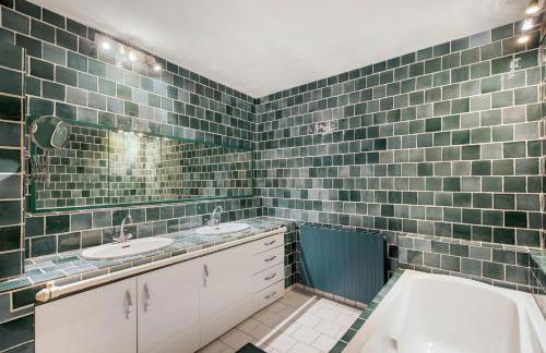 Villa confortable avec piscine privée à Uchaux - Foto 24