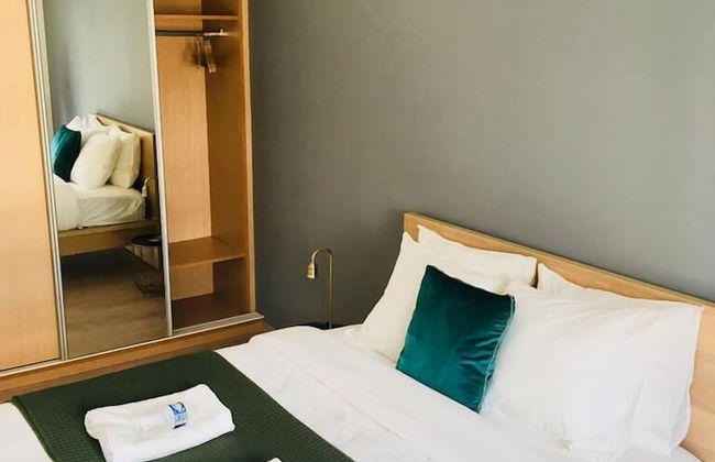 Large Art Deco Flat 100m2 in City Center - Parking - Photo 6