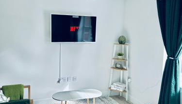 Dover Ferry Apartments x 2 Sleeps 10 with parking and castle views - Foto 2