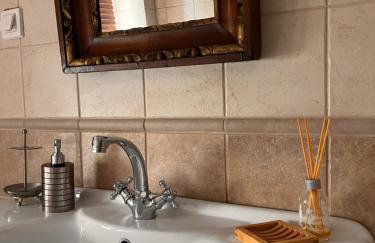 ΚΥΑΝΟΝ παραδοσιακή μονοκατοικία στην Φλώρινα - Foto 3