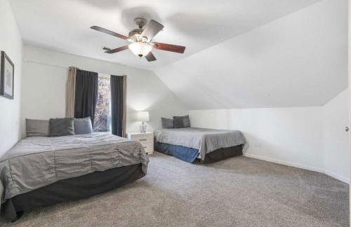 Foggy River Retreat - For 16 - Foto 52