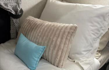 Modern Luxury RV Retreat, Your Cozy Tiny Home - Foto 8