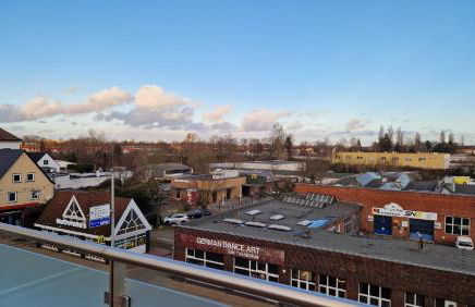 Modern Living Apartment with Sunset Terrace - Lift - Smart TV - XXL Terrasse - Foto 22