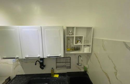 Confortável loft 4,ar, Wi-Fi, TV, 400m UNIG - Foto 25