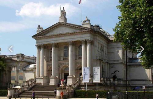 Amazing apartment central London near tube station - Photo 15