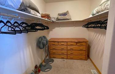 Spacious 5 BR on the Ranch - Foto 12