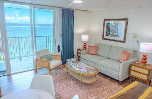 Beachfront Studio w Amazing Views - Photo 4