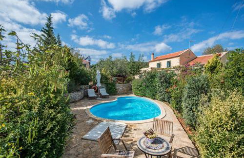 Villa Vigla in Stylos - Foto 1