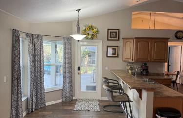 The Poolside Escape - Foto 8