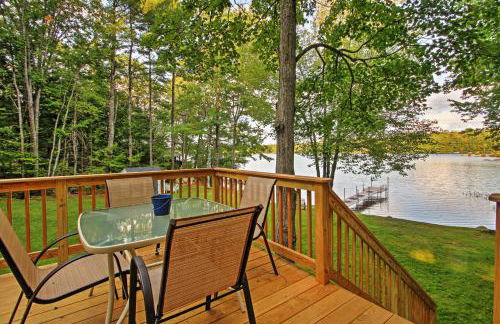 Scenic Lyman Home on Swan Pond with Wraparound Deck! - Foto 22