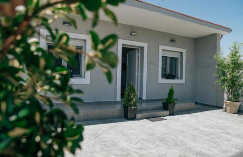 Sophia's Coastal Retreat - Photo 46