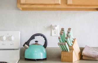 Bo360 White House with Fenced Yard - Foto 7