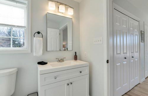 3 BR Private Pondside View New Reno [Moose Lodge] - Foto 19