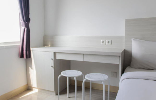 Comfort Studio Apartment at Urban Heights Residences - Photo 14