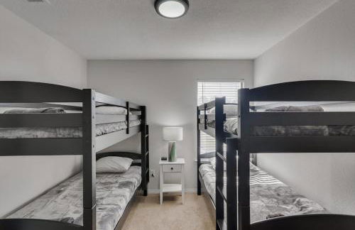 The Prestige Poolside Escape - 5BR with Cinema & Gaming - Foto 31