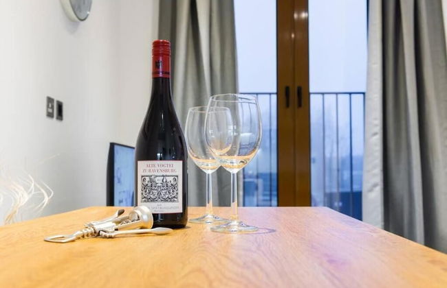 Absolute Stays at The Ziggurat-st Alban Train Station-harry Potter World - Foto 19