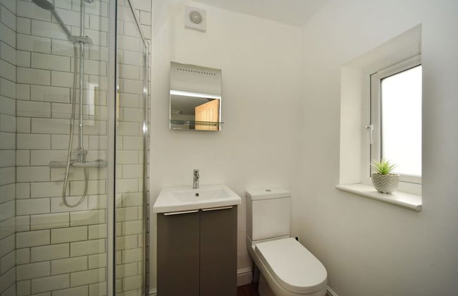 Pinfold Suite - Chester Road Apartments by - Photo 10