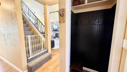 Cozy Cabin in the City of Winnemucca plus GYM - Foto 4