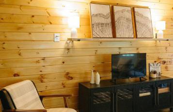 "Lumber Lodge" - Comfy & Woodsy Stay in RRG/Auxier - Foto 20