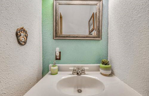 Quaint Cloudcroft Cabin with Stunning Forest Views! - Photo 20