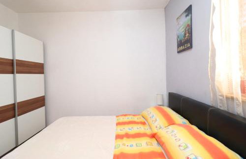 Apartment C.S. with the pool - Photo 10