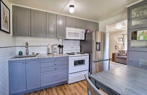 North Bend Home with Cornhole Court and Putting Green - Foto 10