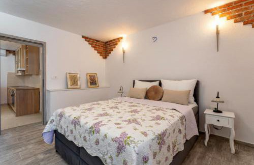 Holiday House Ivan with heated pool - Photo 51