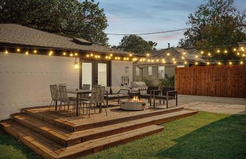 3-BD 3-BA Bungalow ft Backyard w Deck & Firepit - Foto 37