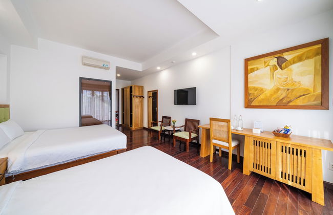 Palm River Boutique - Photo 31