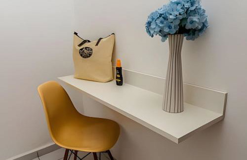 Casa para Famílias e Grupos com Ar-condicionado e Churrasqueira em Praia Grande - Foto 31