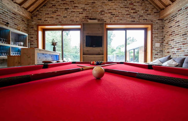 Villa With Swimming Pool in Erembodegem - Photo 44