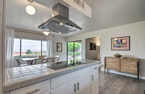 Lake Powell Views Mid-Century Home in Page - Foto 16