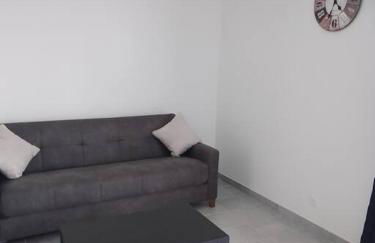 appartement 2 T2 neuf et élégant proche zénith - Foto 5