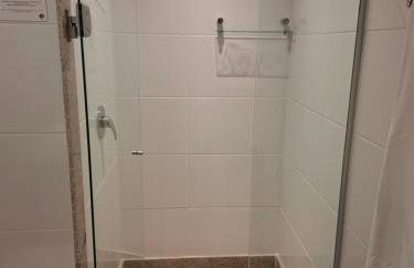 Suíte com banheira de hidromassagem - Vista Azul - Foto 9