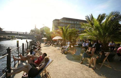 Amazing apartment in the heart of Berlin next to Check Point Charlie, 1 to 4 Guests - Photo 13