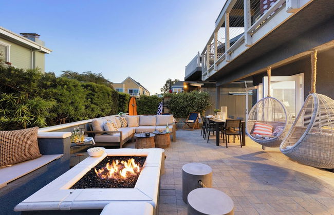 Mission Point 1 by Avantstay San Diego Beach House w/ Huge Patio & Fire Pit Walk to Beach! - Foto 1