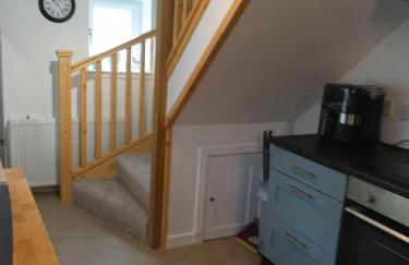 2 bedrooms sleeps 4 free wifi parking outdoor area - Foto 13