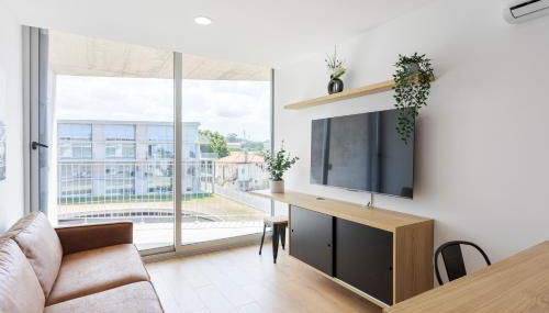 HostWise - Bright Flat with Balcony and Garage - Foto 4