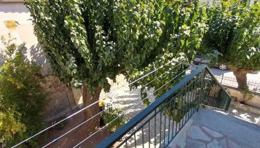 Karamaniko - Foto 4, Garden view