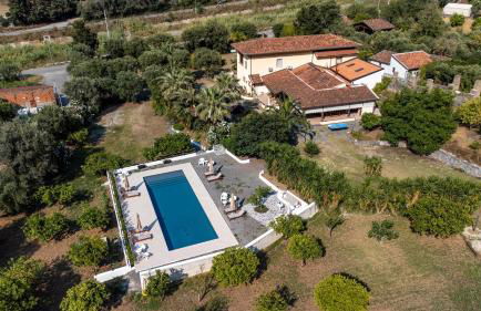 Villa Oceri Gioiosa Marea - Foto 3